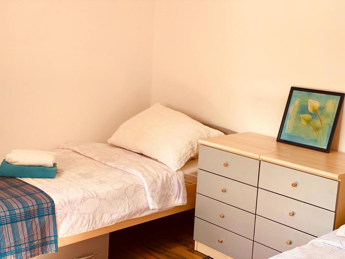 טרוגיר Apartments Mani מראה חיצוני תמונה