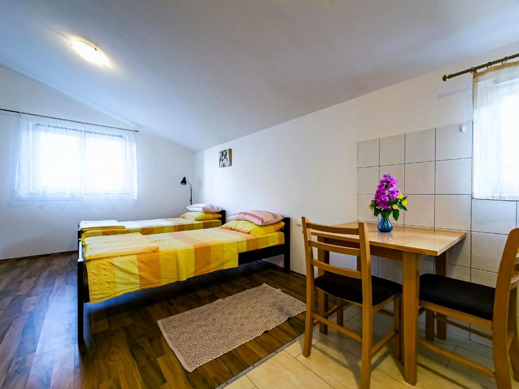 טרוגיר Apartments Mani מראה חיצוני תמונה