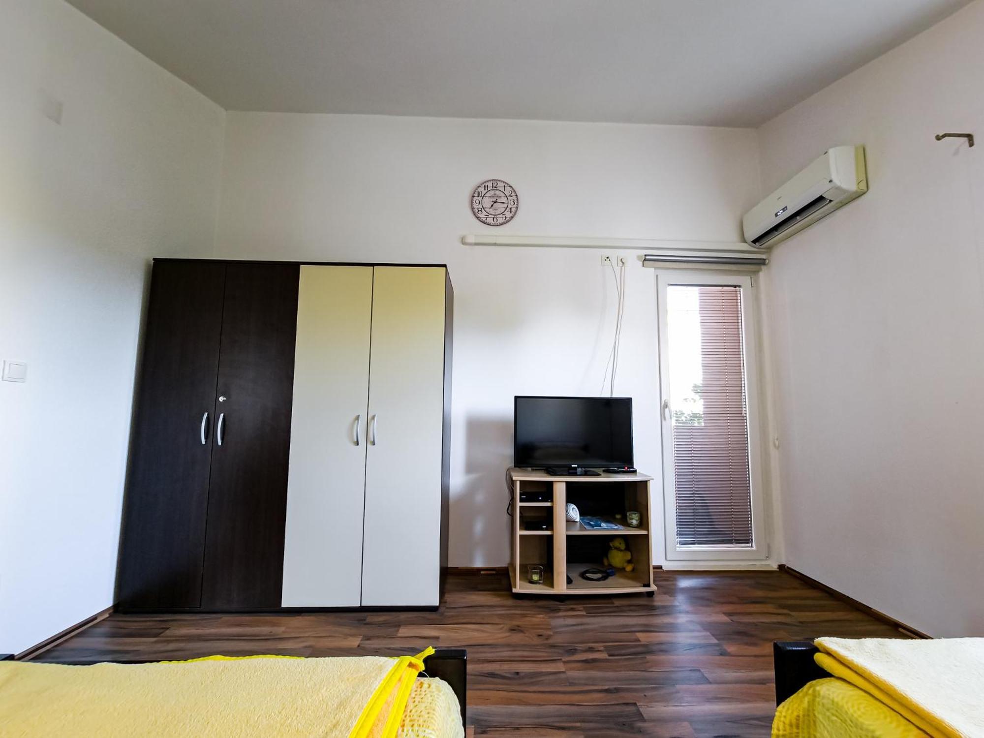 טרוגיר Apartments Mani מראה חיצוני תמונה