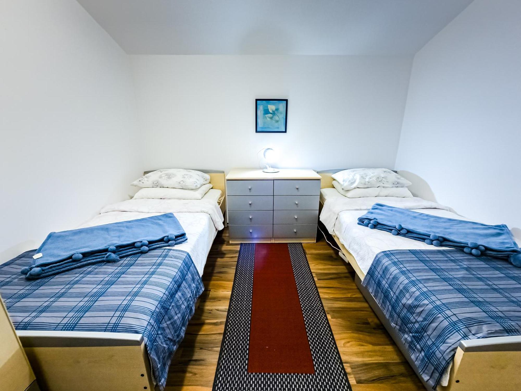 טרוגיר Apartments Mani מראה חיצוני תמונה