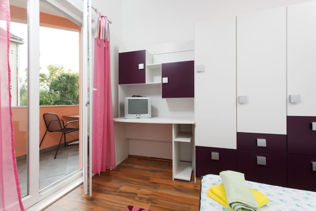 טרוגיר Apartments Mani מראה חיצוני תמונה