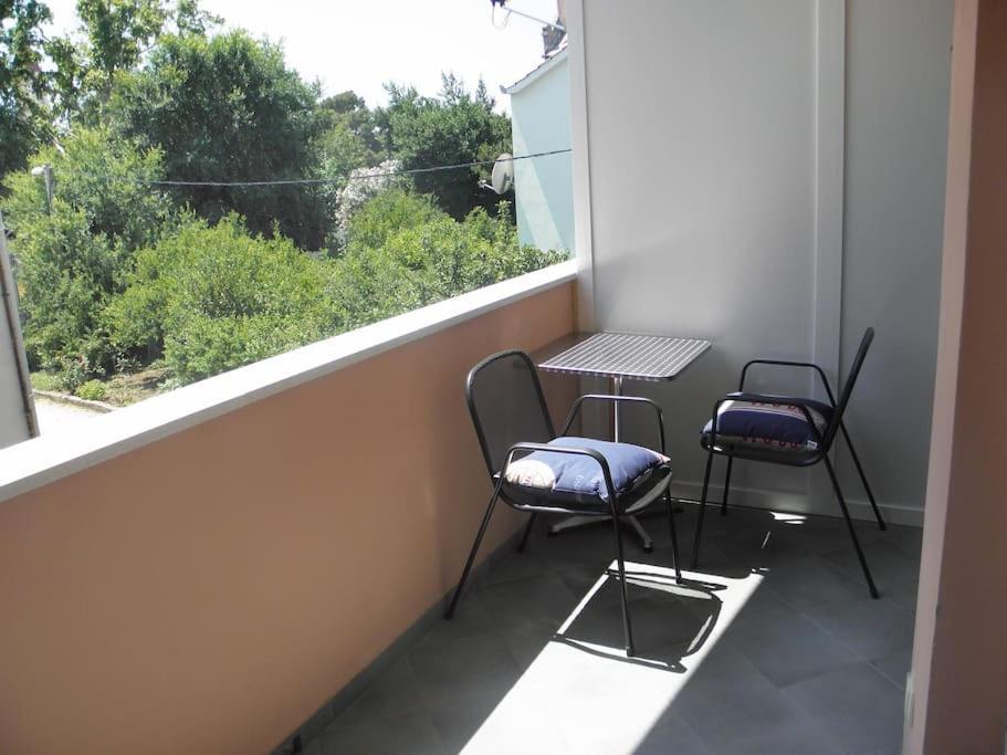 טרוגיר Apartments Mani מראה חיצוני תמונה