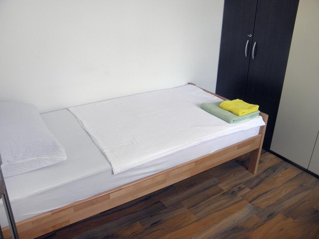טרוגיר Apartments Mani חדר תמונה