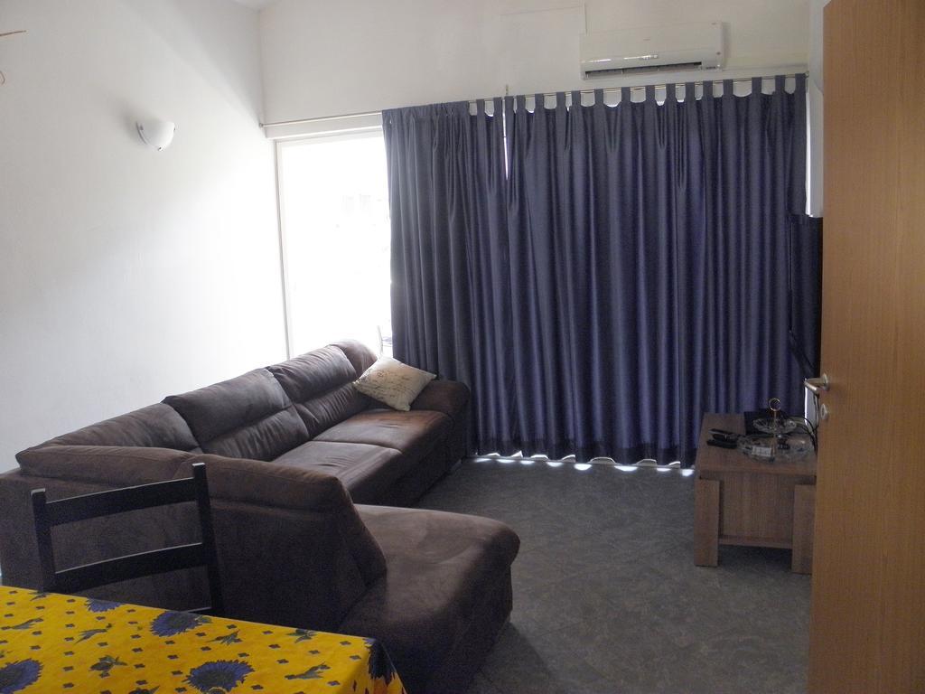 טרוגיר Apartments Mani חדר תמונה