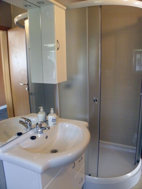 טרוגיר Apartments Mani חדר תמונה